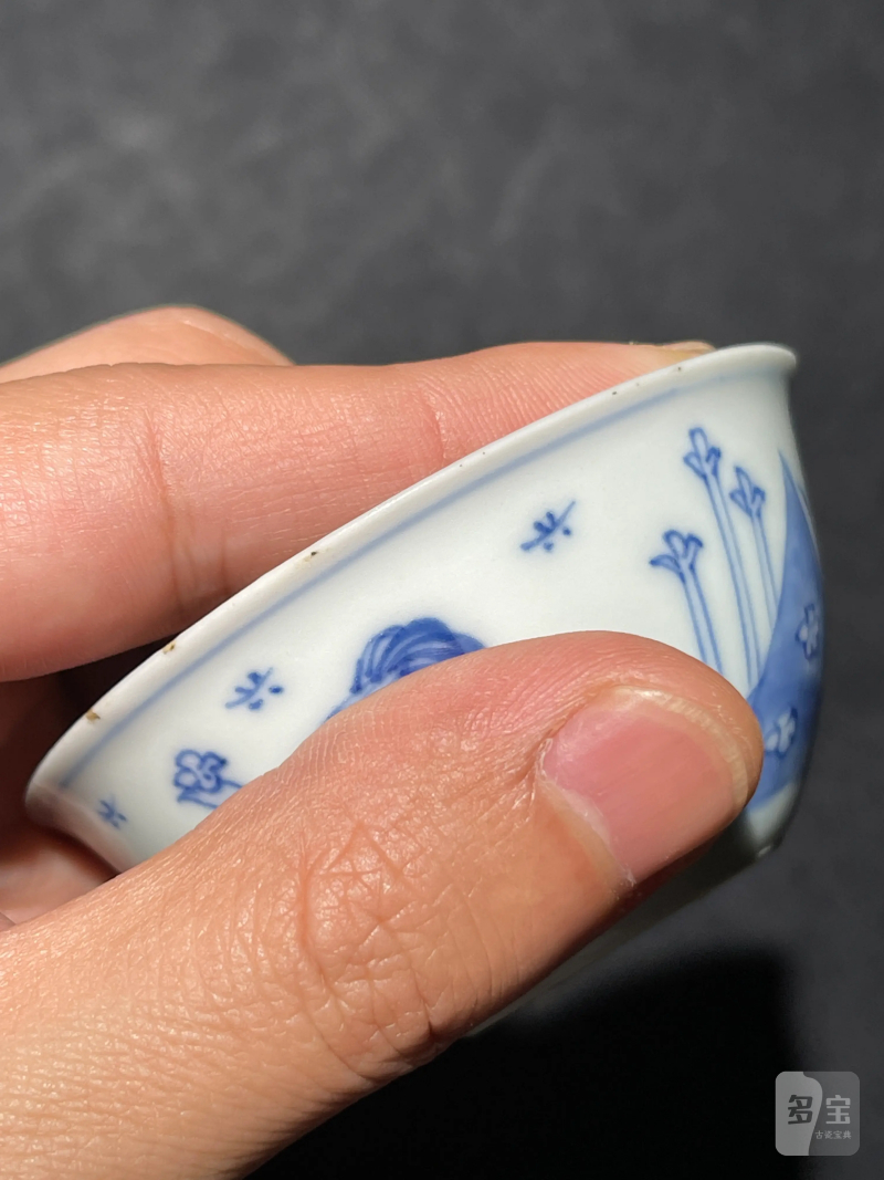 清雍正 青花鸡缸杯一对 - 图11